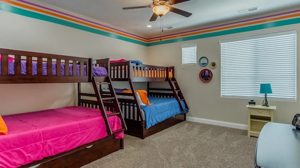 Desert Canyon Paradise 4 Bedroom Apts by Redawning