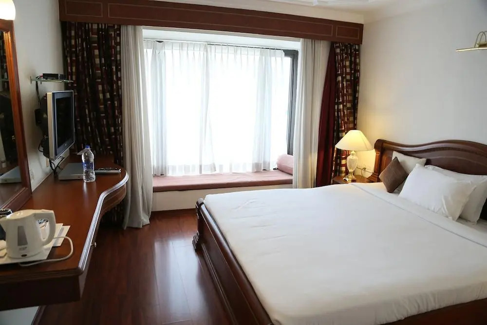 Hotel Benzz Park Chennai