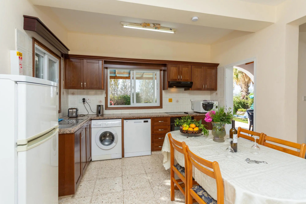Argaka Sun Villa Thio