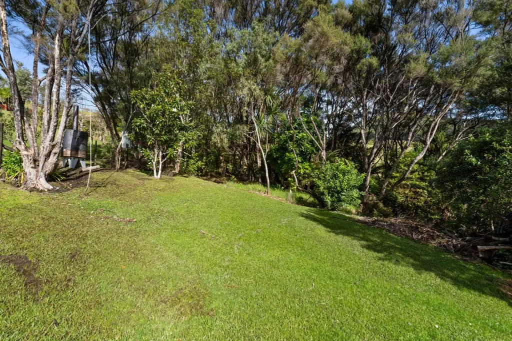 Ota Point Paradise - Whangaroa Holiday Home