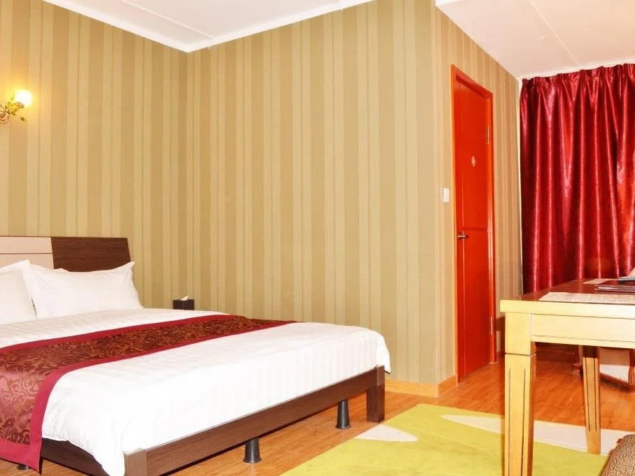 Zaisan Gate Hotel