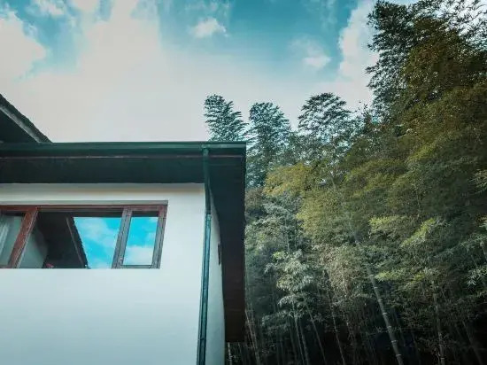 Yun Hotel