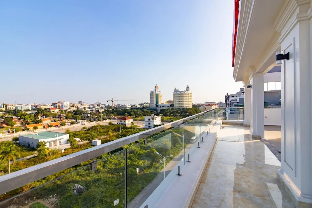 Sunshine Apartment Hotel