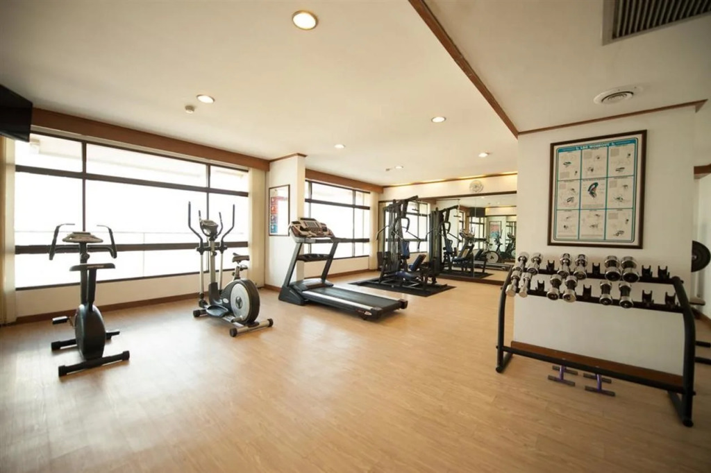 Pinnacle Lumpini Park Hotel