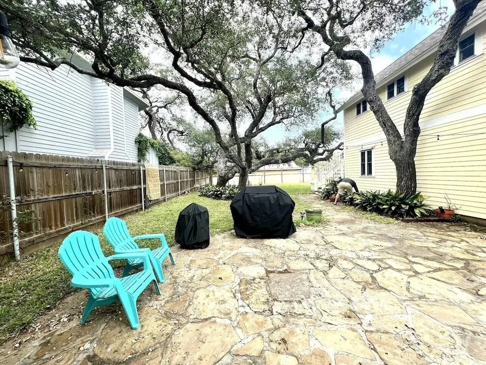 Rockport Bungalow 4 Bedroom Home