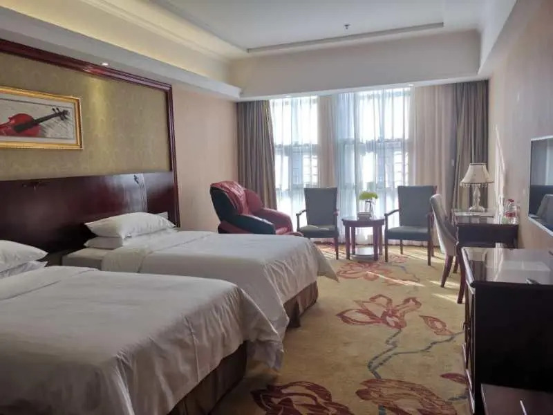 Vienna Hotel Chaozhou Plaza