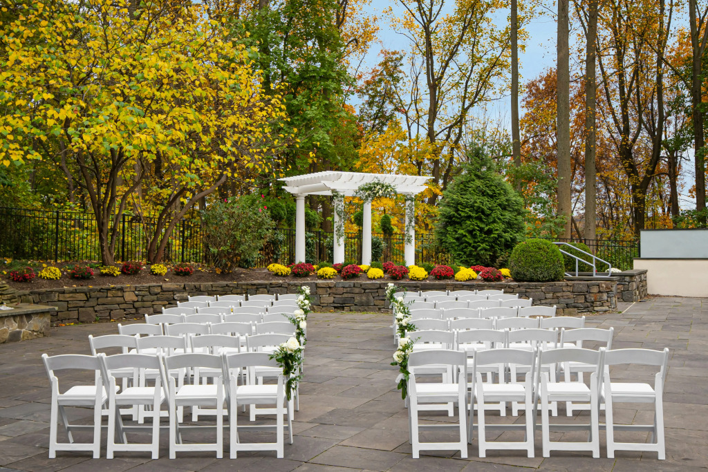 The Alloy, a DoubleTree by Hilton - Valley Forge