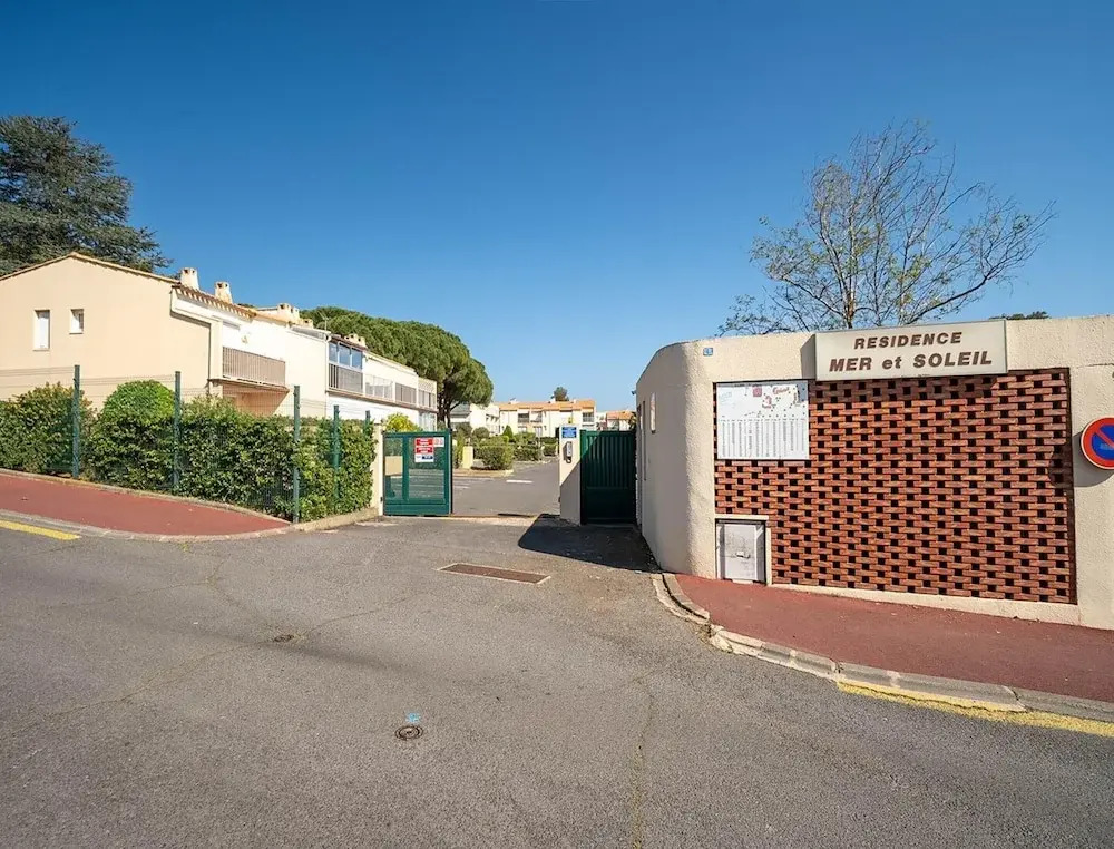 Apartment in Agde for Four Guests