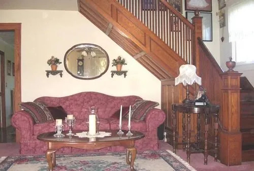The Bella Ella Bed and Breakfast