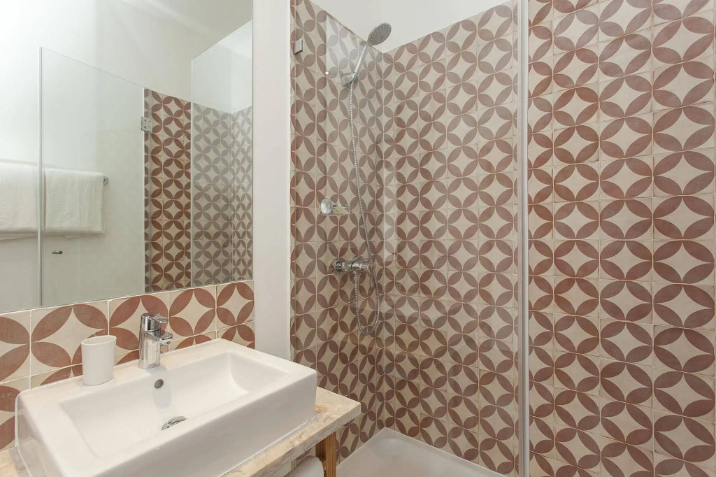 Lisbon Old Town Guest House