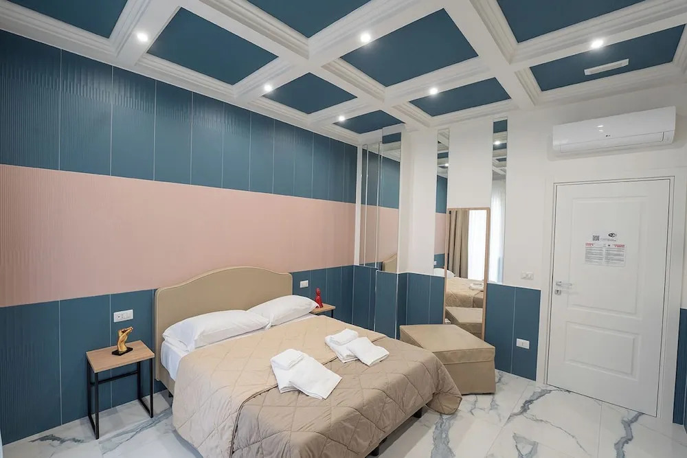 Medina H. Napoli Centro, by ClaPa Group