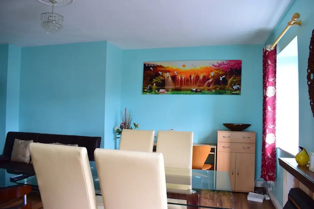 3 Bedroom Apartment With City Centre Location
