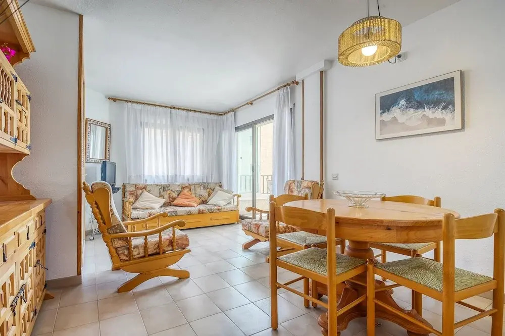 Apartment in Roses Near Platja del Eastrell