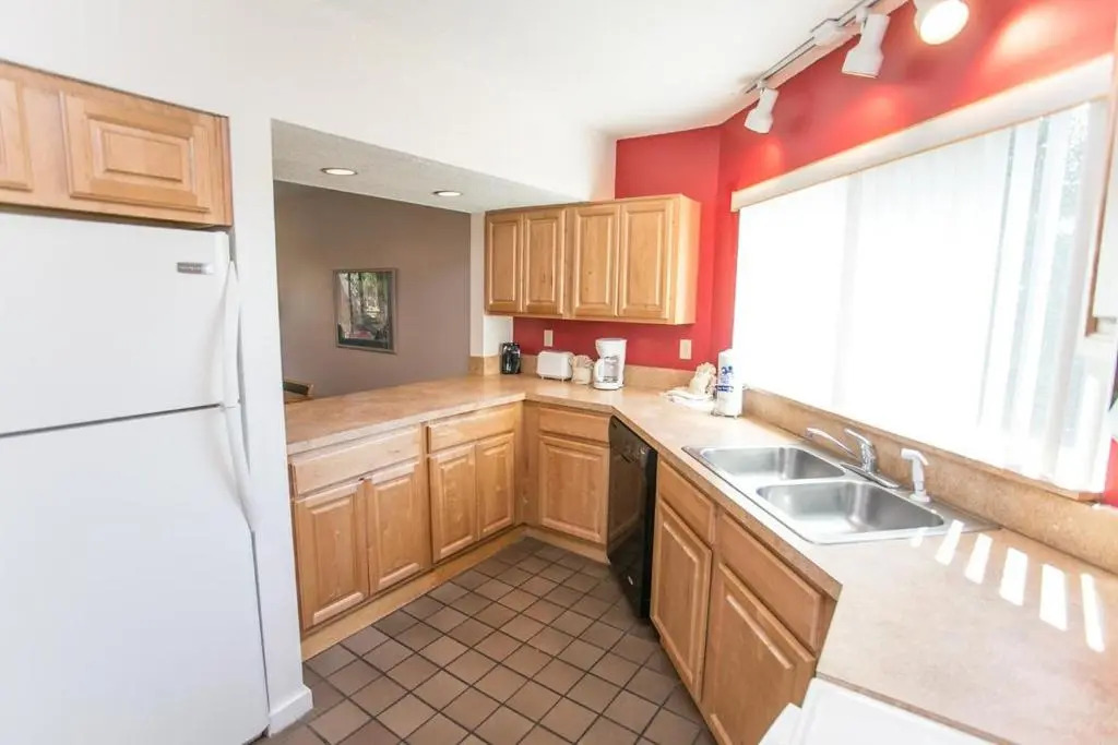 Hib-e202 Pool View 2 BR Free Tix 3 Pools