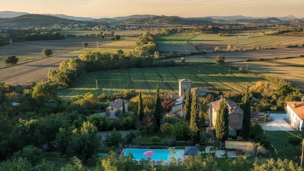 LA VECCHIA PIEVE 8, Emma Villas