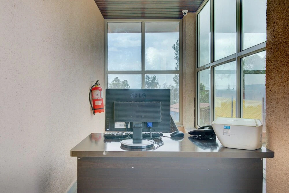 Oyo 43950 Hotel Green Acre