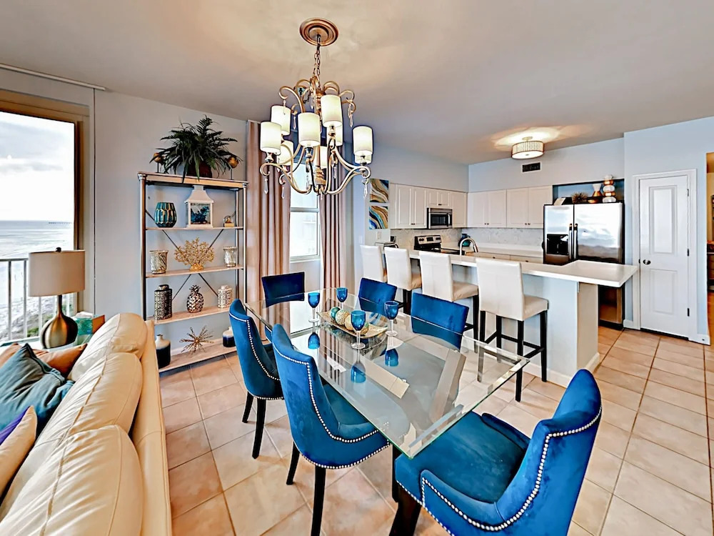 Villa Luna Condo #901 3 Bedrooms 3 Bathrooms Condo