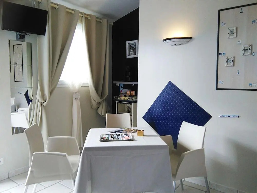 Lx Hôtel