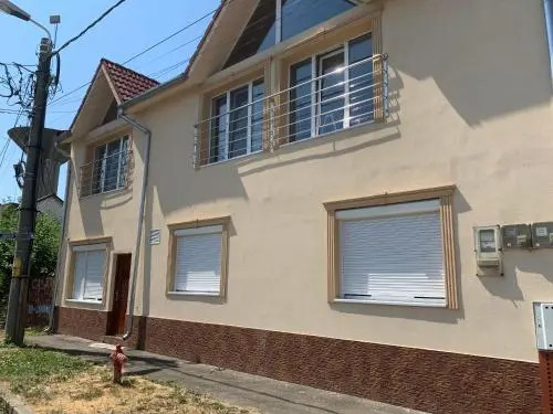 Paula Apartment & Rooms