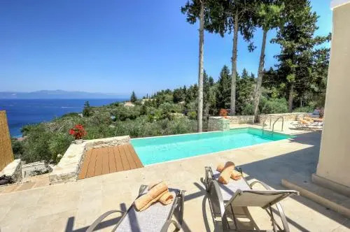 Apeiron I Villa