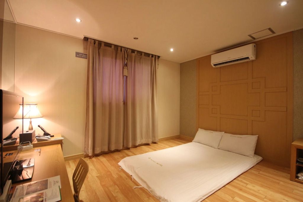 Sono Hotel