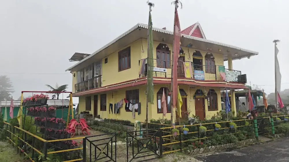 Goroomgo Esti Kutum Farm Stay Kalimpong