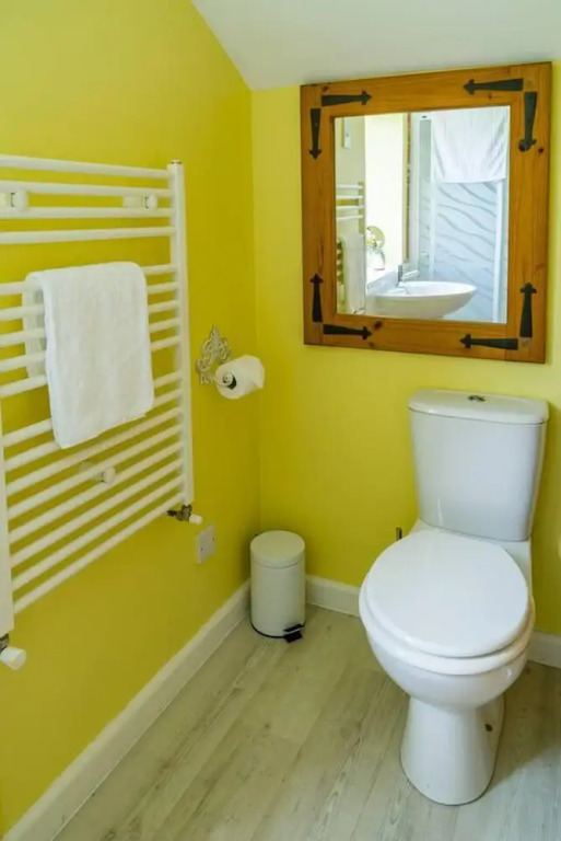 Sunshine Annex-double Bed,ensuite, Lounge, Kitchen