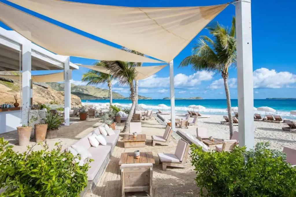 Princess Anouk Beachfront Orient Bay Deluxe 3 BDR