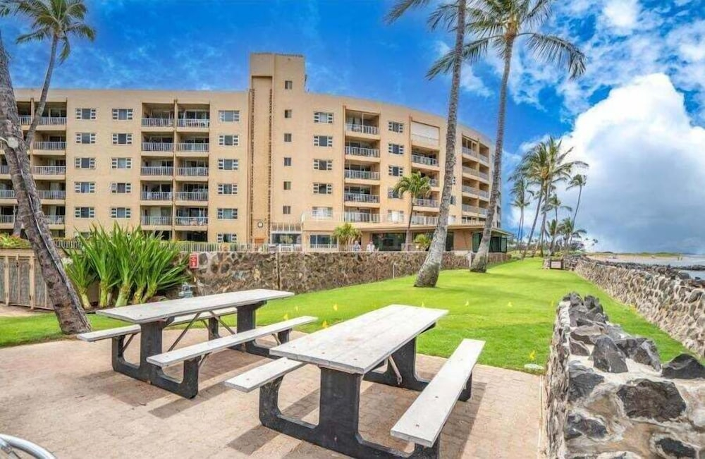 Menehune Shores, #301 2 Bedroom Condo