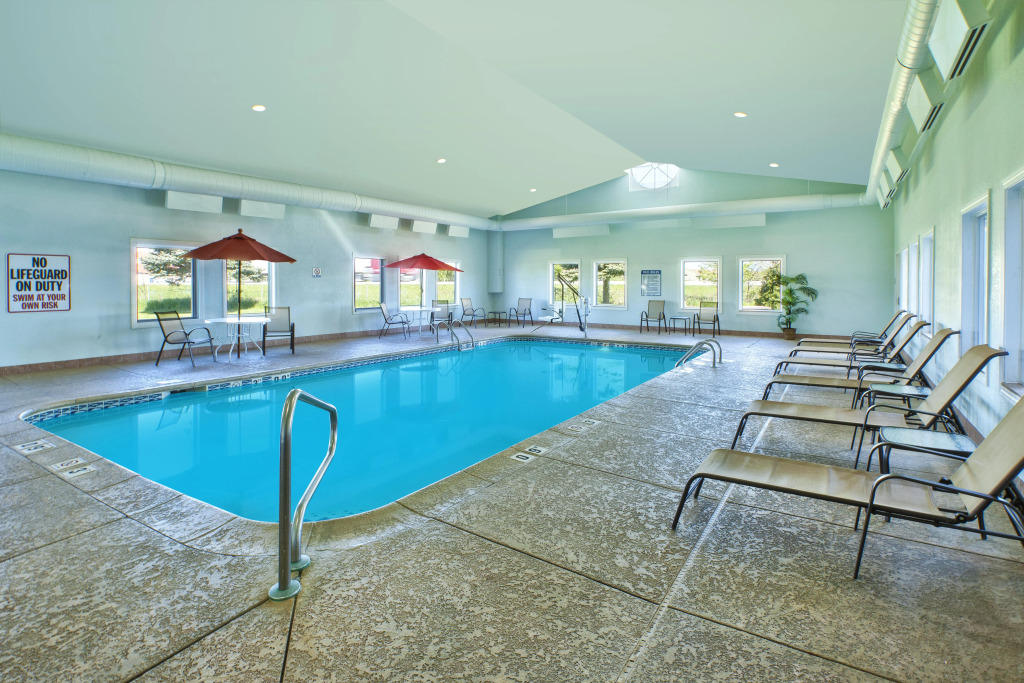 Country Inn & Suites by Radisson Benton Harbor-St Joseph MI