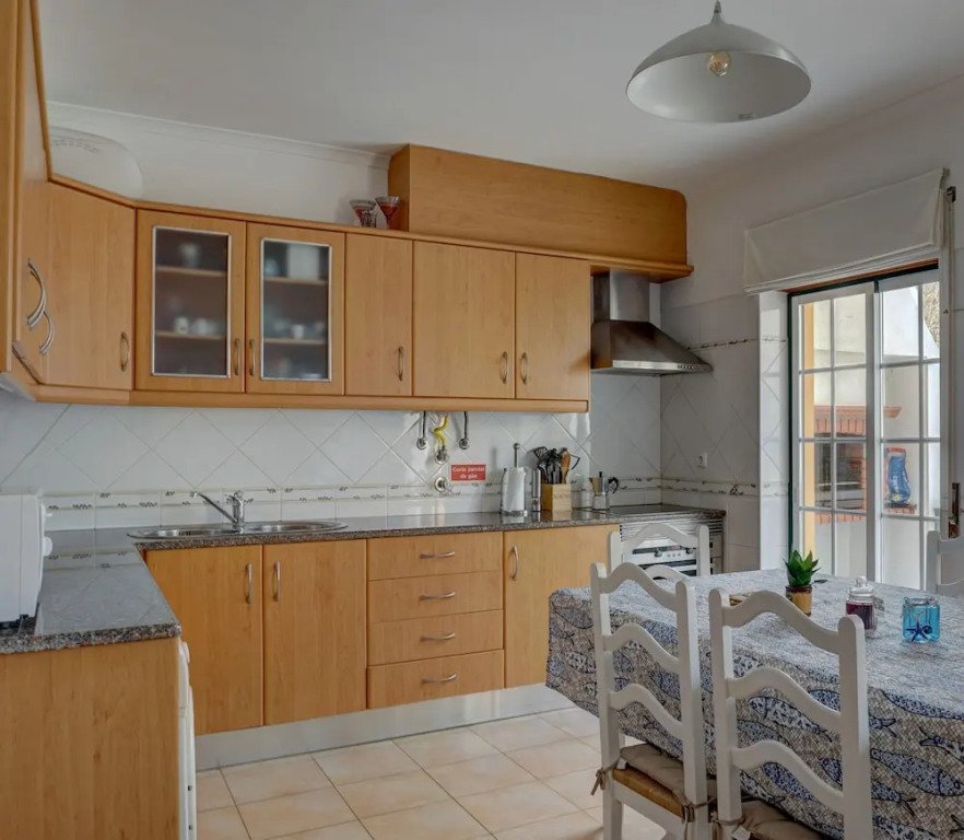 Peniche Surf Lodge 1