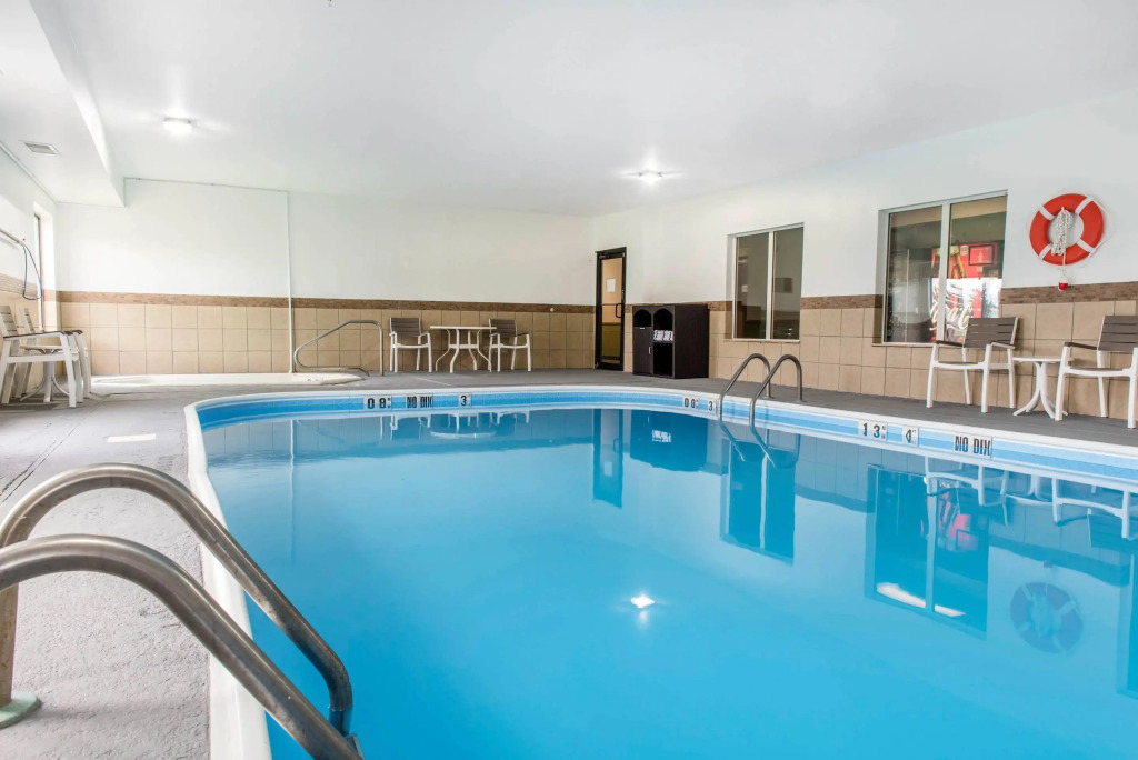 Quality Inn & Suites Anderson I-69