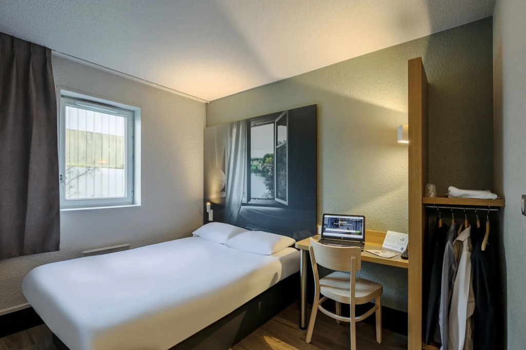 B&B HOTEL Poitiers 1 Futuroscope