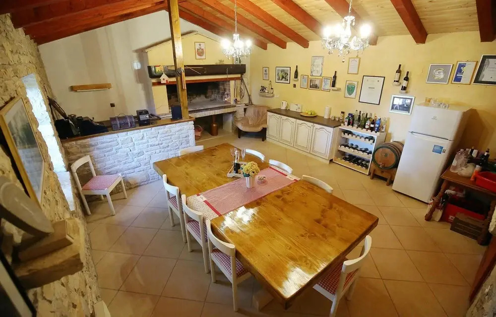 Nice Home in Benkovac With Wifi, 4 Bedrooms and Outdoor Swimming Pool