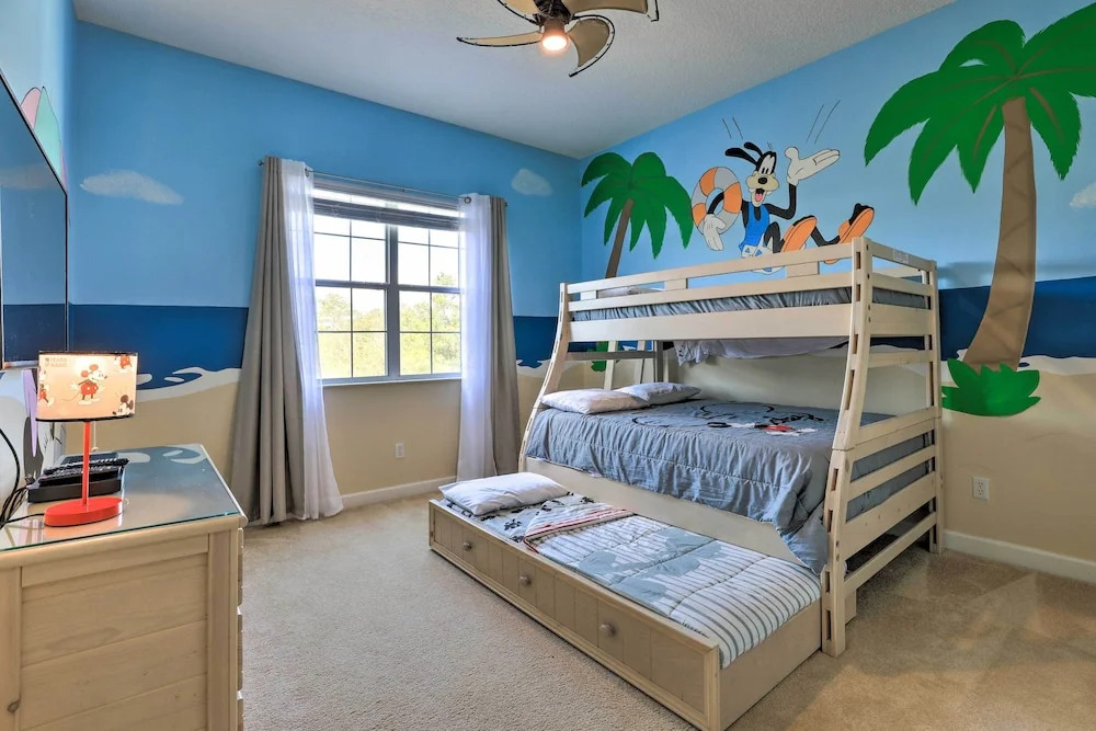 Beautiful Reunion Resort Home < 15 Min to Disney!