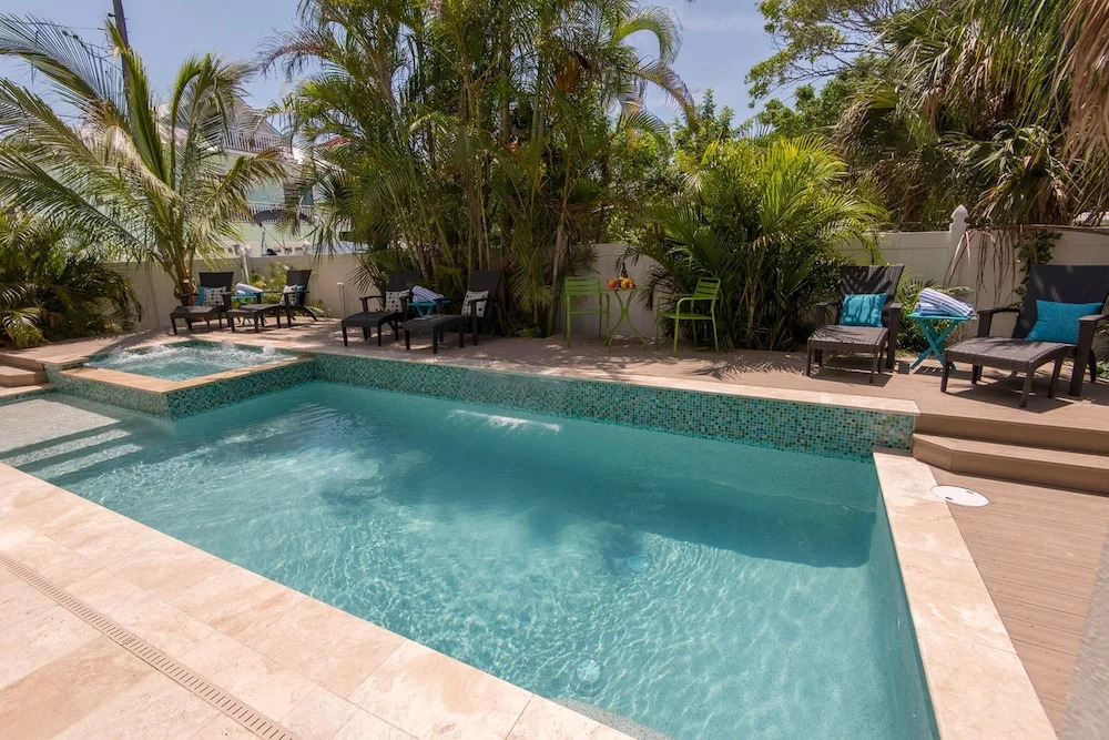 Coastal Horizons Apartment 6