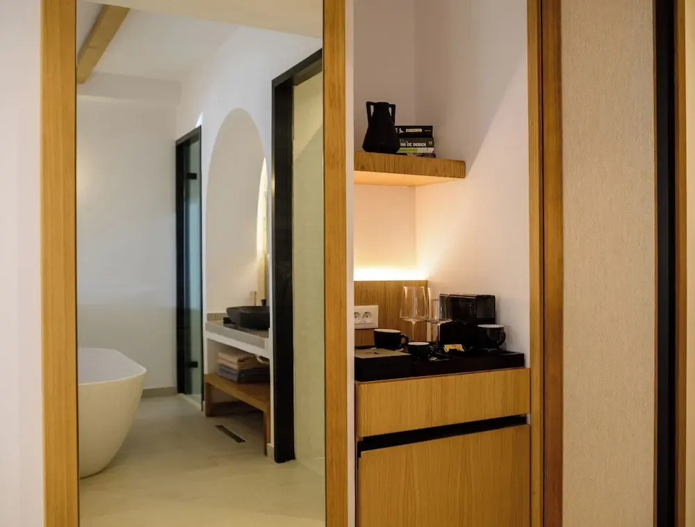 Safrani Suites