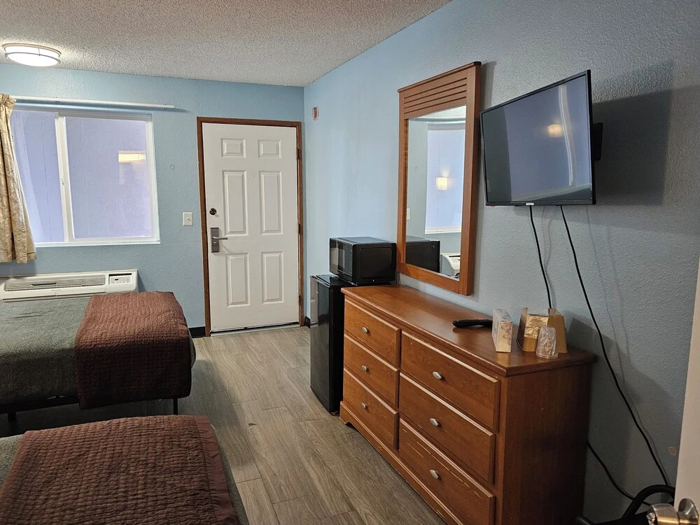 Sumner Motor Inn