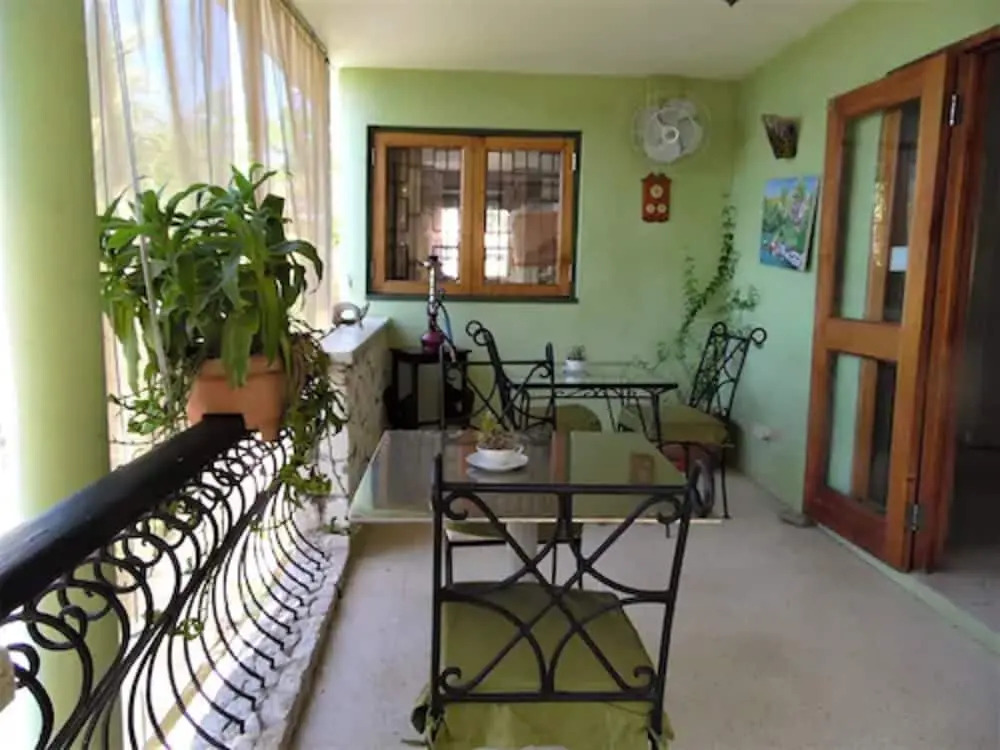 Mynt Retreat Bed & Breakfast