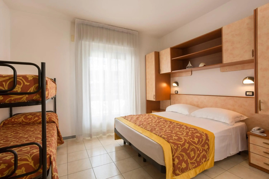 Hotel Cannes - in pieno centro