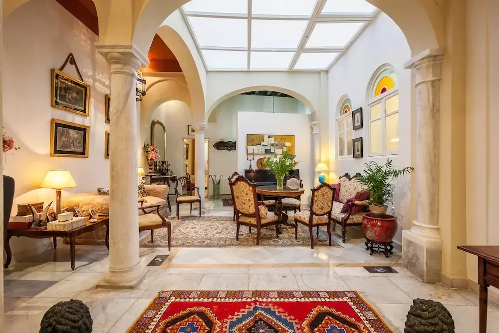 Manor House in Seville Center, Next to Roman Columns of Hercules Wifi,
