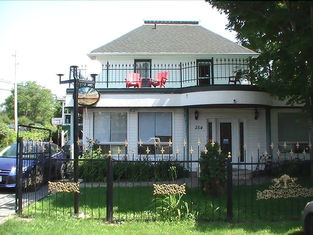 River Breeze Inn