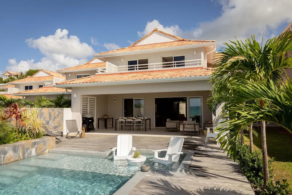 Eden Roc Villas