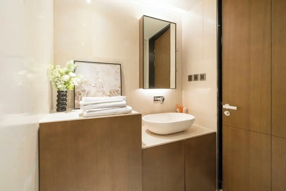 Zhome-Three Bedroom Luxury Suite2