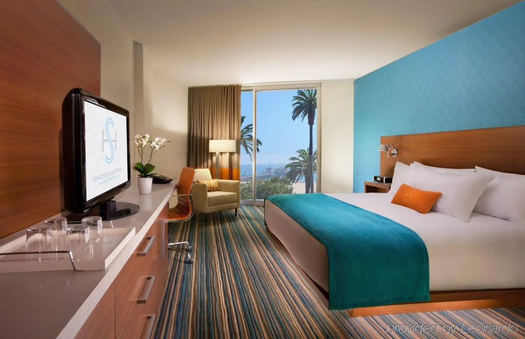 Shore Hotel