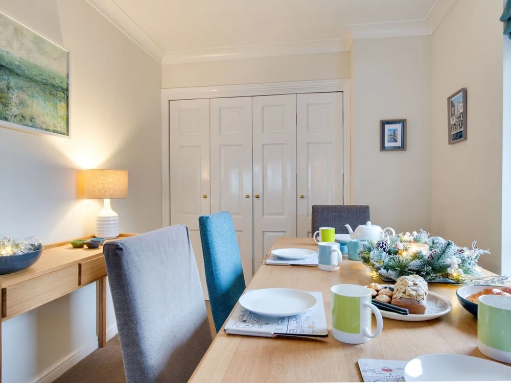 Spacious Apartment in the Port City of Sandwich With the Medieval Cinque Port