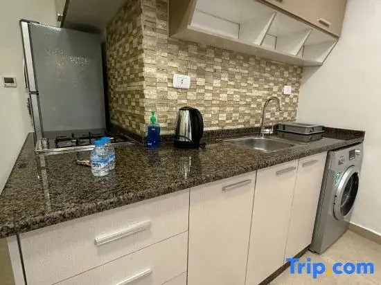 Jre Abdoun Rooftop 1Bedroom kh&sh 03