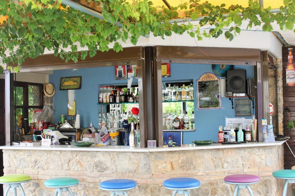 Alexandros M