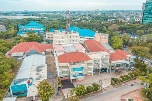 Hotel Binong