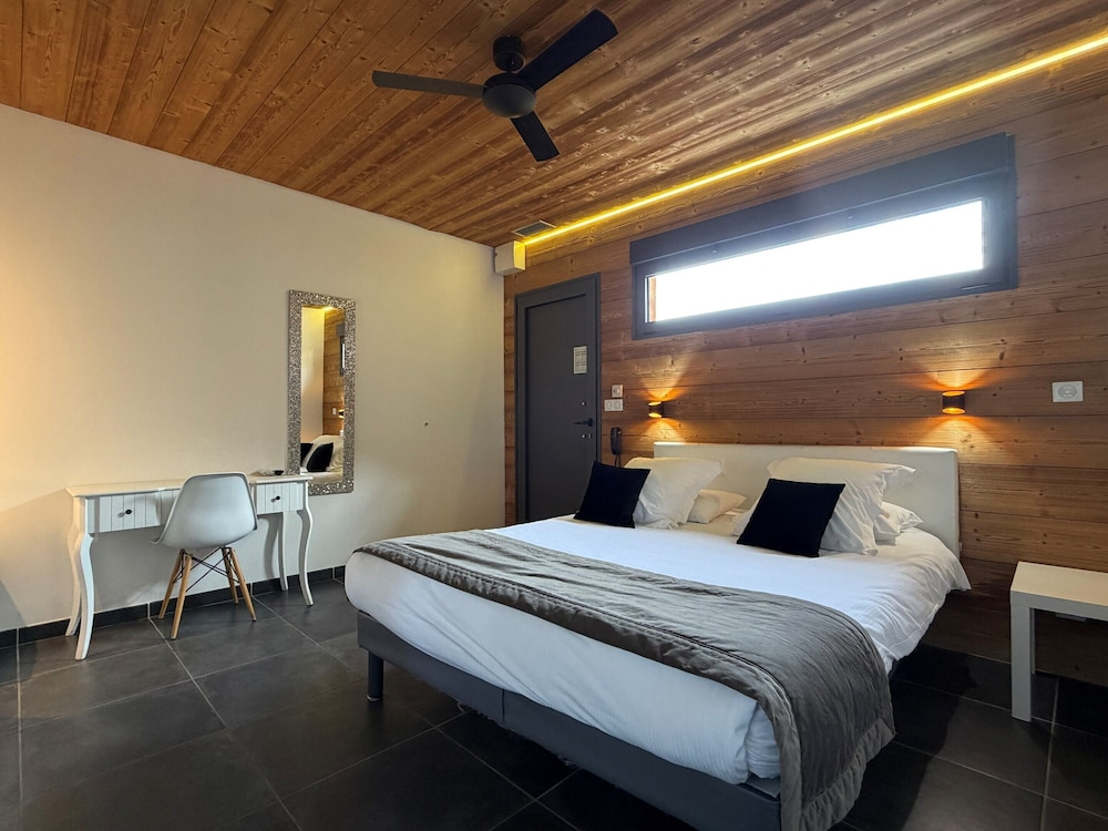 Bio-Motel